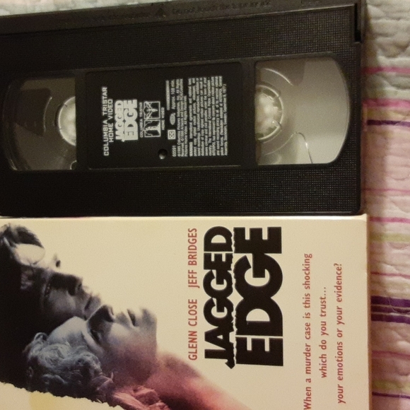 Jagged edge vhr movie - Picture 4 of 4